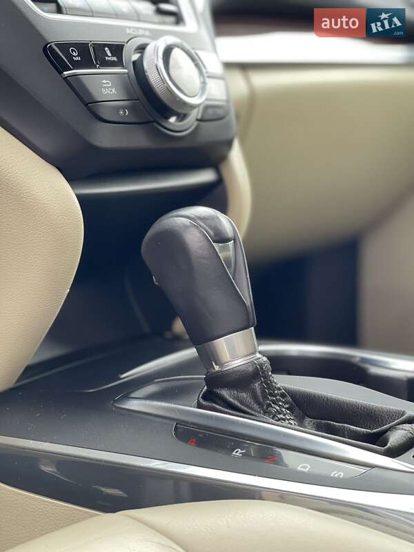 Внедорожник / Кроссовер Acura MDX 2014 в Киеве