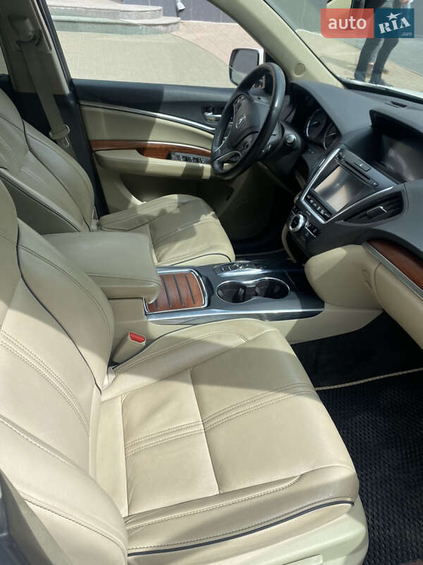 Позашляховик / Кросовер Acura MDX 2017 в Полтаві