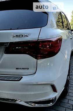 Позашляховик / Кросовер Acura MDX 2018 в Чернівцях