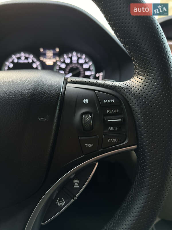 Внедорожник / Кроссовер Acura MDX 2016 в Киеве