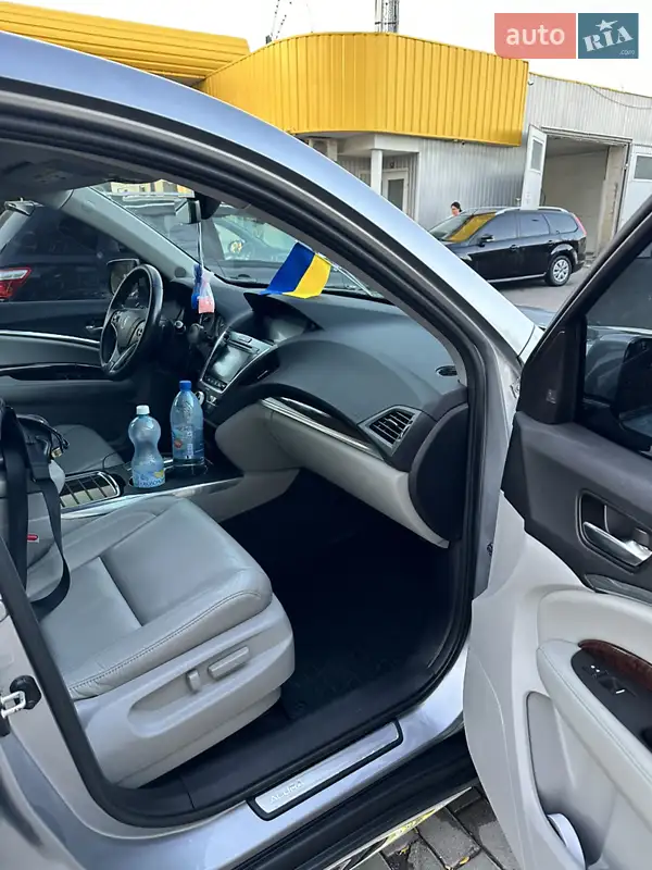 Acura MDX 2016