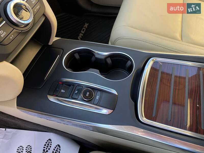 Внедорожник / Кроссовер Acura MDX 2016 в Львове
