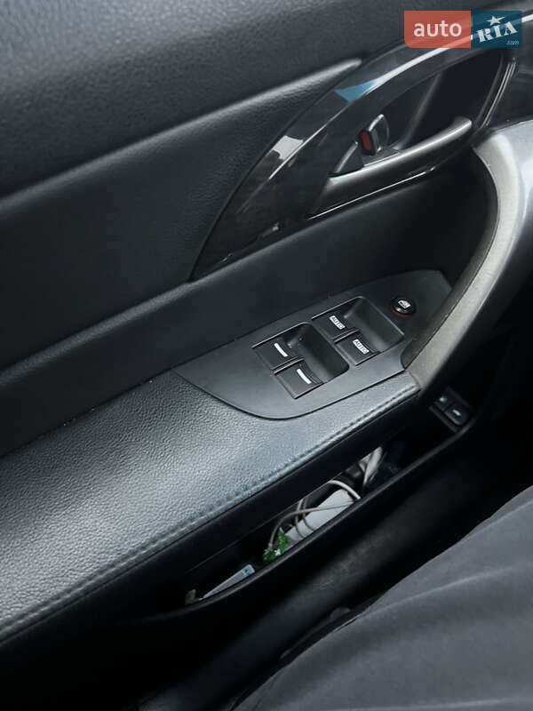 Внедорожник / Кроссовер Acura MDX 2008 в Киеве