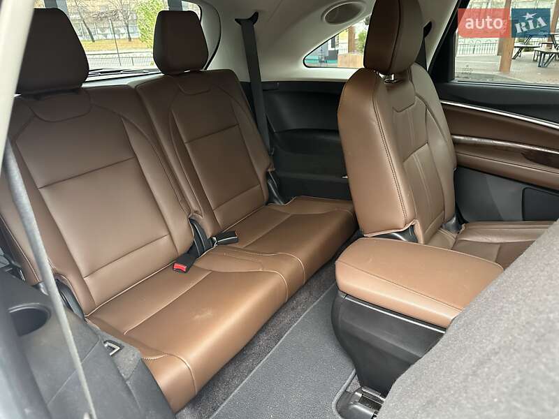 Внедорожник / Кроссовер Acura MDX 2016 в Киеве