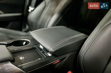 Внедорожник / Кроссовер Acura MDX 2021 в 