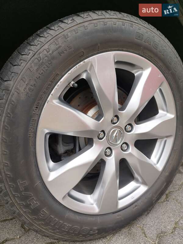 Внедорожник / Кроссовер Acura MDX 2013 в Киеве
