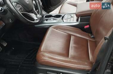 Позашляховик / Кросовер Acura MDX 2017 в 