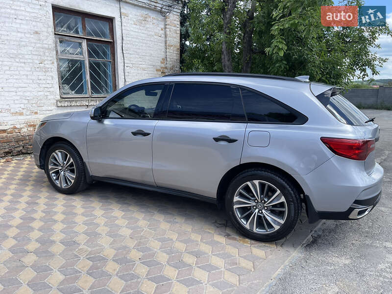 Позашляховик / Кросовер Acura MDX 2016 в Лисянці