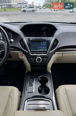 Позашляховик / Кросовер Acura MDX 2019 в 