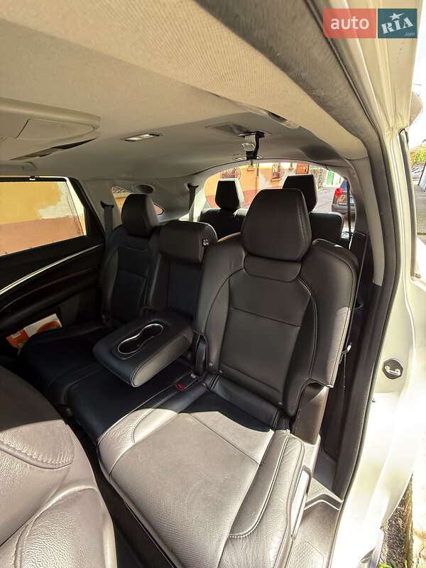 Внедорожник / Кроссовер Acura MDX 2016 в Киеве