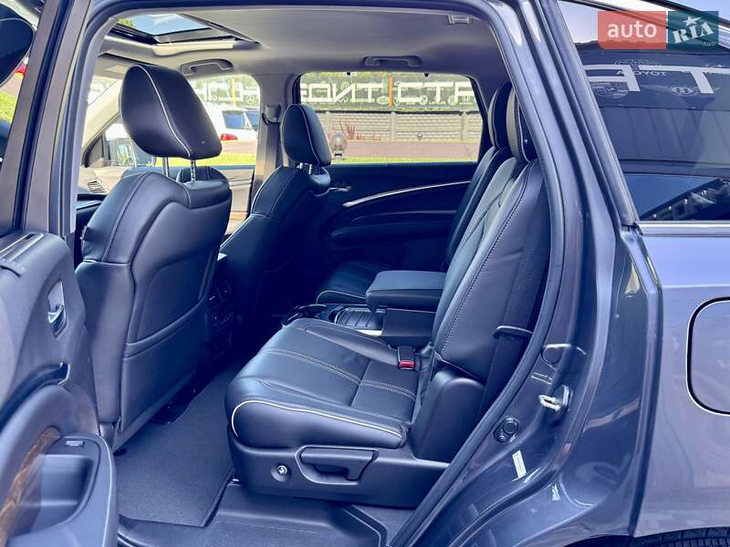 Позашляховик / Кросовер Acura MDX 2017 в Києві