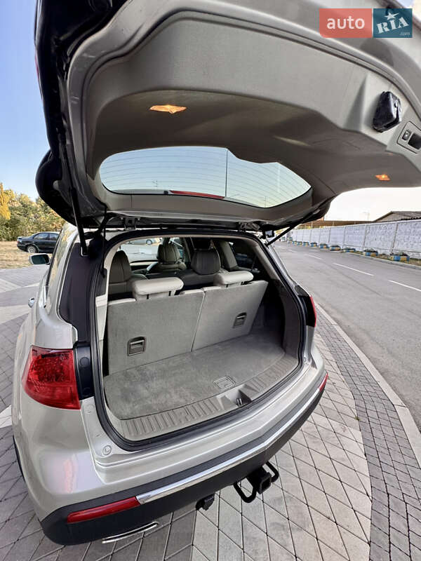 Позашляховик / Кросовер Acura MDX 2011 в Києві