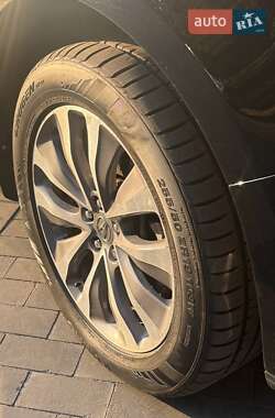 Позашляховик / Кросовер Acura MDX 2013 в 