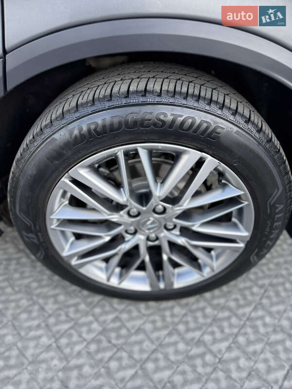 Позашляховик / Кросовер Acura MDX 2022 в Полтаві