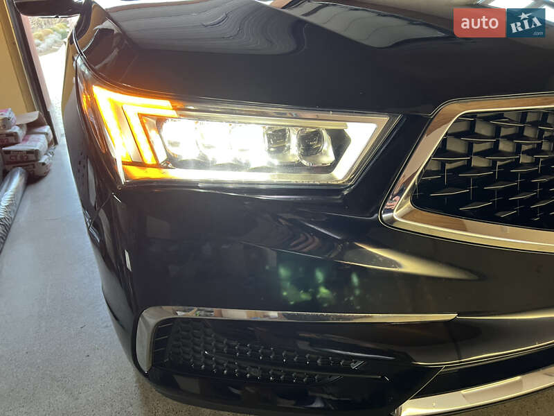 Позашляховик / Кросовер Acura MDX 2017 в Луцьку