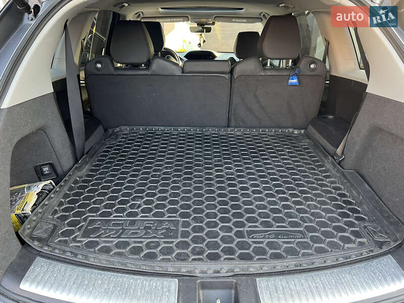 Позашляховик / Кросовер Acura MDX 2017 в Луцьку