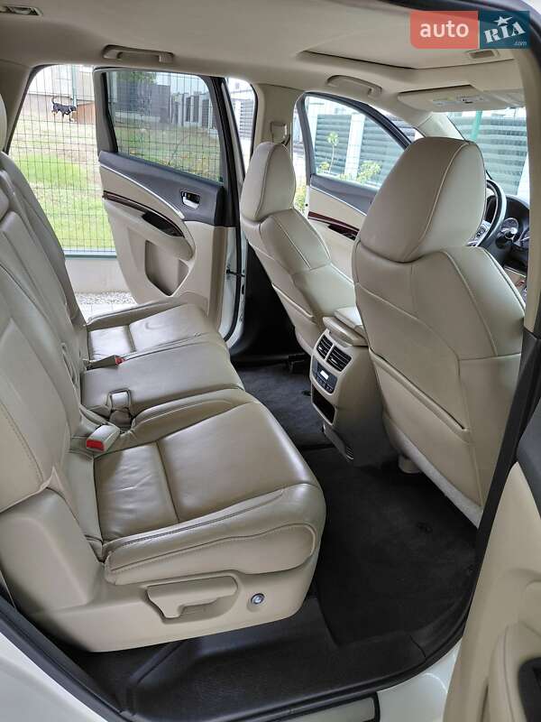 Позашляховик / Кросовер Acura MDX 2016 в Луцьку