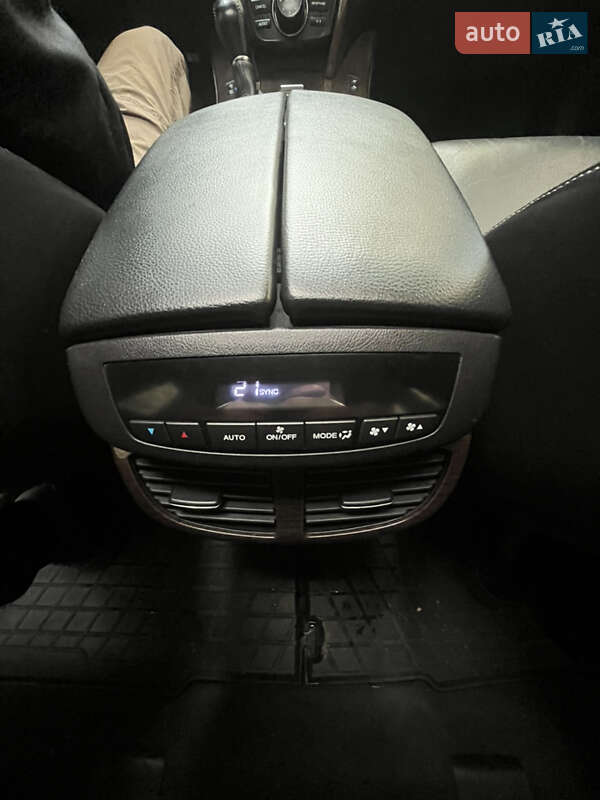 Позашляховик / Кросовер Acura MDX 2010 в Києві