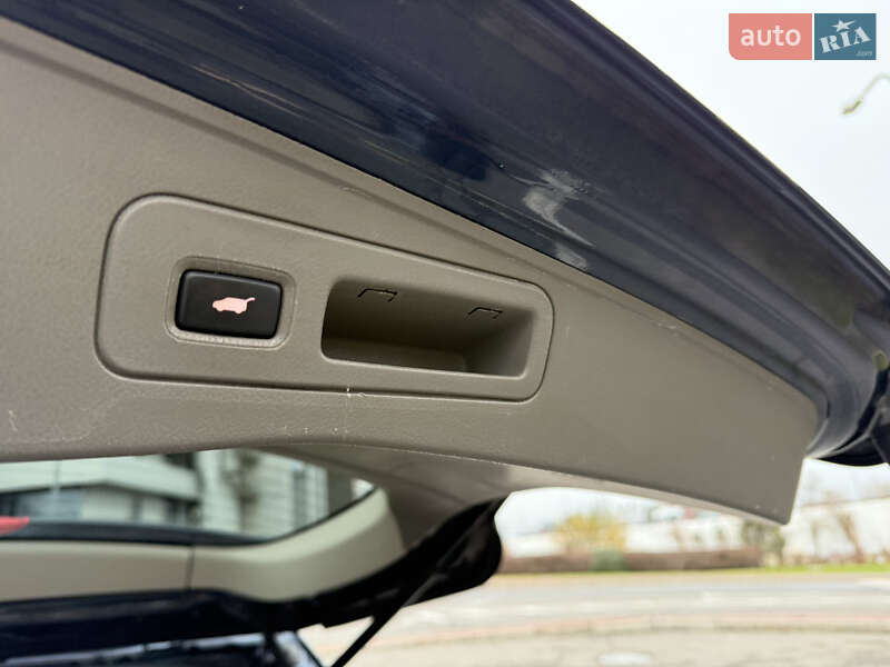 Внедорожник / Кроссовер Acura MDX 2012 в Киеве