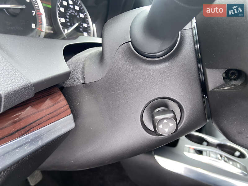 Внедорожник / Кроссовер Acura MDX 2015 в Харькове