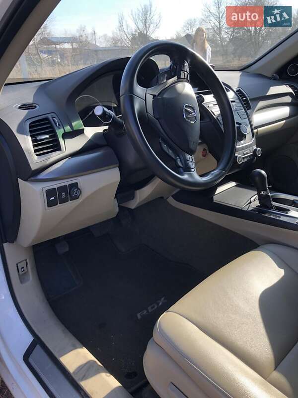 Внедорожник / Кроссовер Acura RDX 2017 в Пирятине
