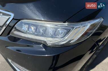 Позашляховик / Кросовер Acura RDX 2016 в 