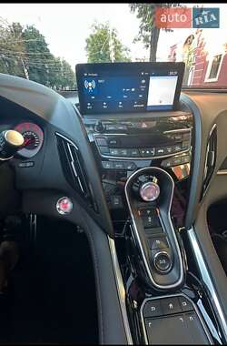 Позашляховик / Кросовер Acura RDX 2020 в 