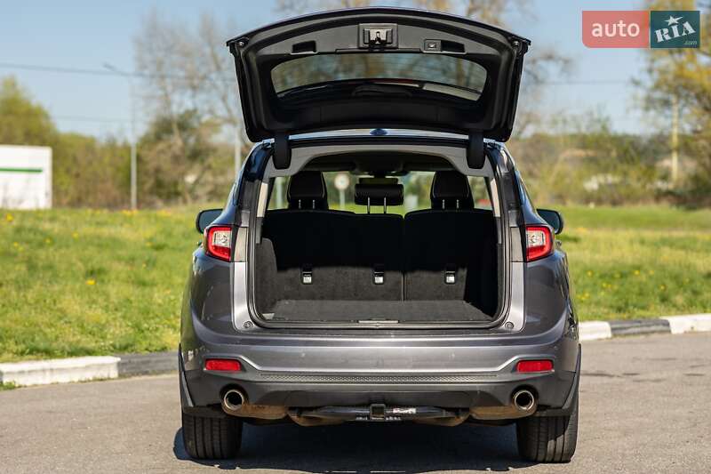 Внедорожник / Кроссовер Acura RDX 2018 в Киеве