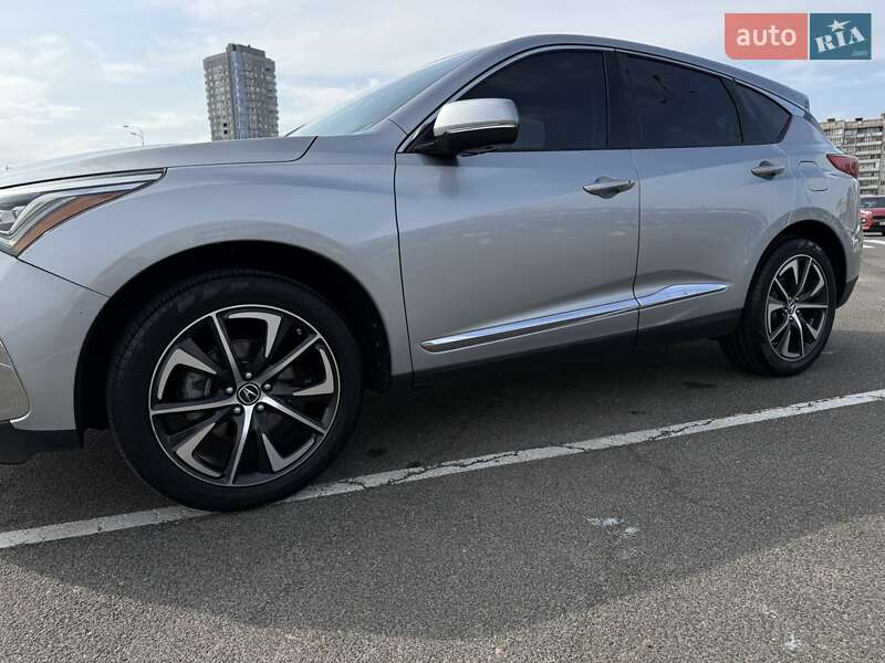 Внедорожник / Кроссовер Acura RDX 2018 в Киеве