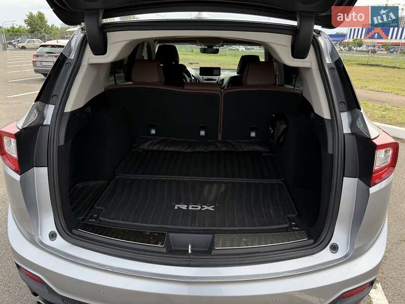 Внедорожник / Кроссовер Acura RDX 2018 в Киеве