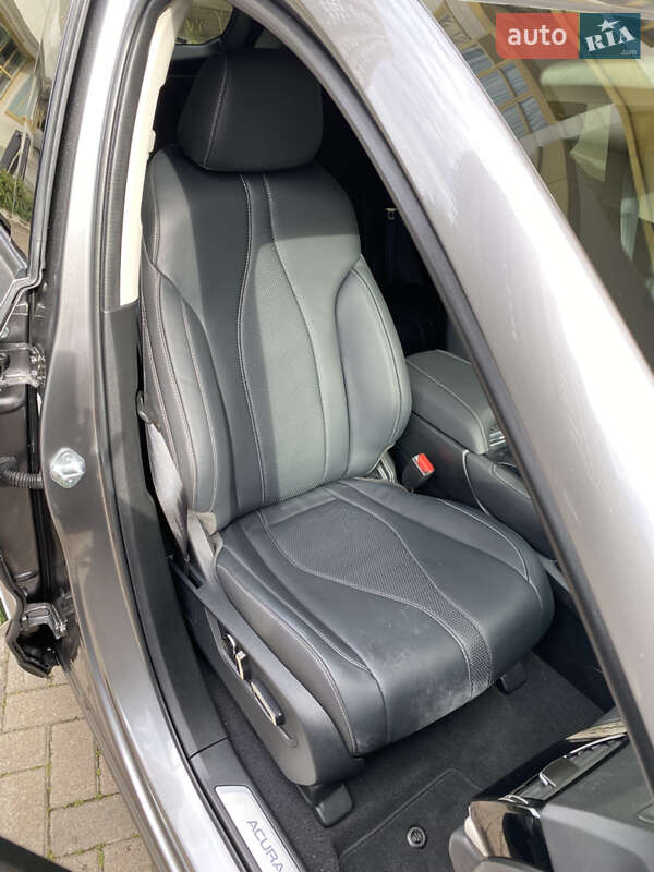 Позашляховик / Кросовер Acura RDX 2024 в Києві