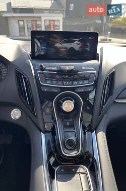 Внедорожник / Кроссовер Acura RDX 2018 в 