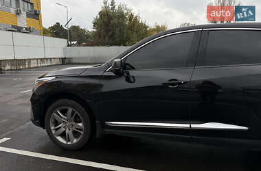 Позашляховик / Кросовер Acura RDX 2019 в 