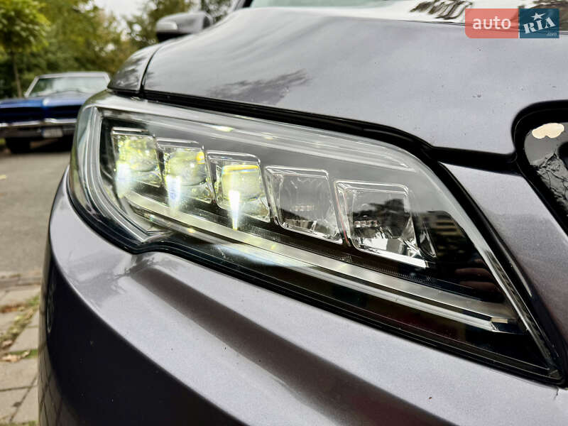 Позашляховик / Кросовер Acura RDX 2016 в Києві