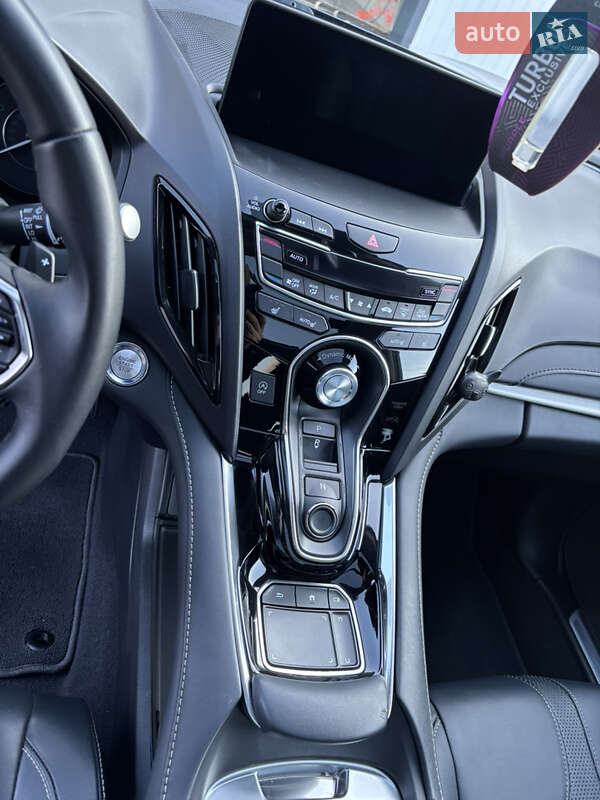 Внедорожник / Кроссовер Acura RDX 2019 в Новоархангельске