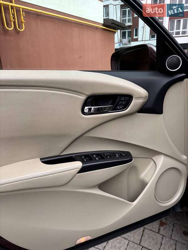 Внедорожник / Кроссовер Acura RDX 2013 в Ивано-Франковске фото 12 Внедорожник / Кроссовер Acura RDX 2013 в Ивано-Франковске