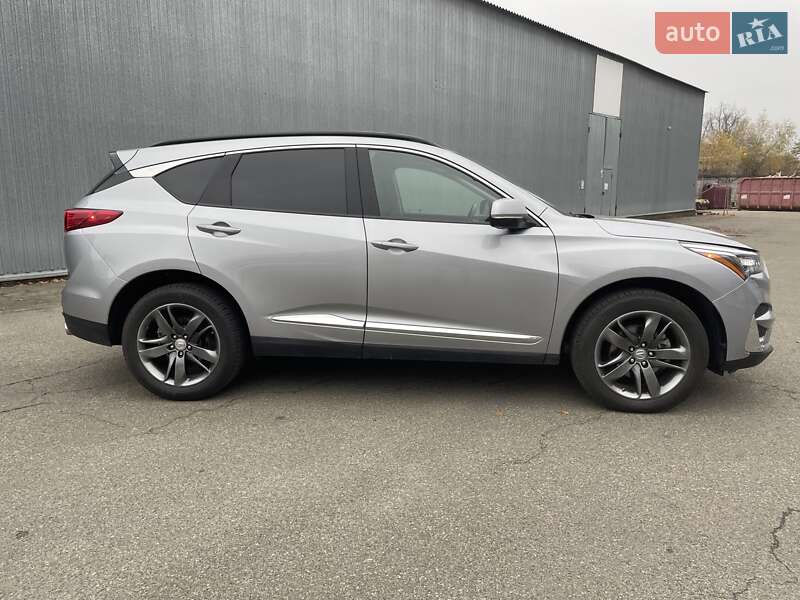 Внедорожник / Кроссовер Acura RDX 2018 в Киеве