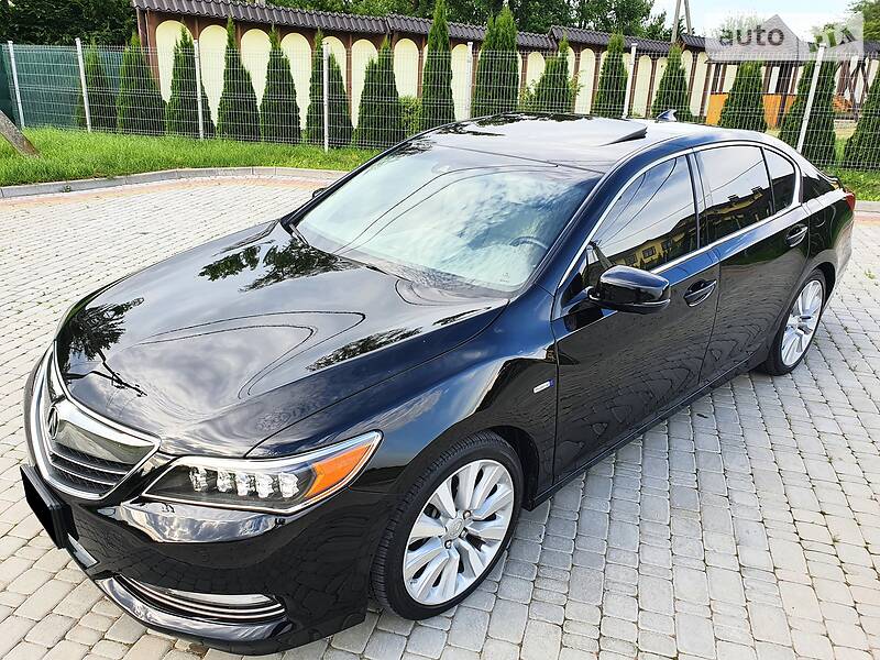 Седан Acura RLX 2015 в Львові