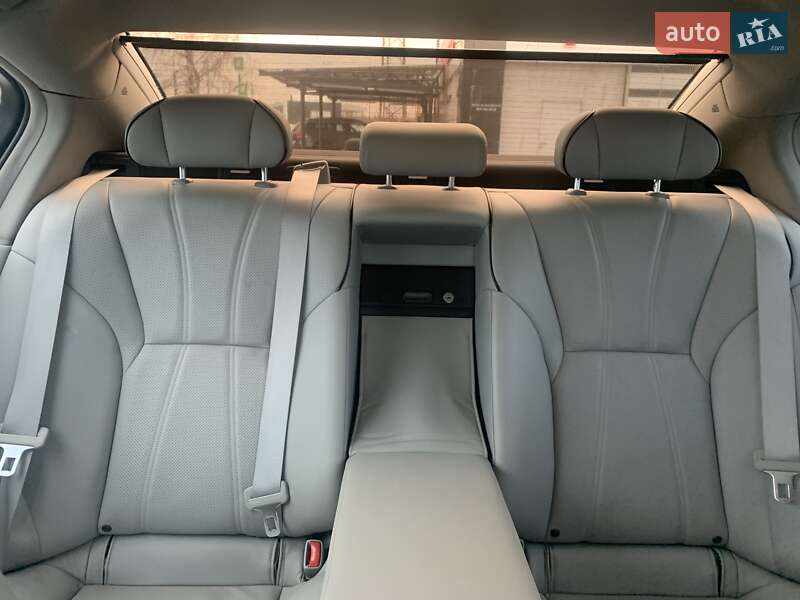 Седан Acura RLX 2020 в Киеве
