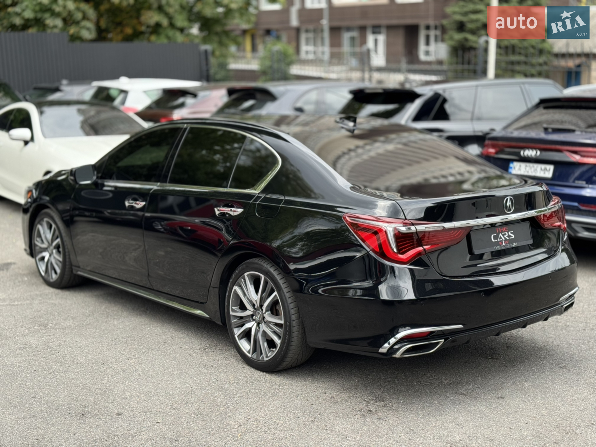 2018 Acura RLX - мініатюра 17