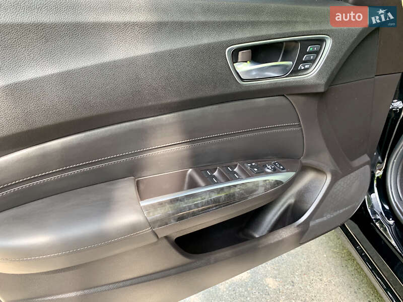 Седан Acura TLX 2017 в Киеве