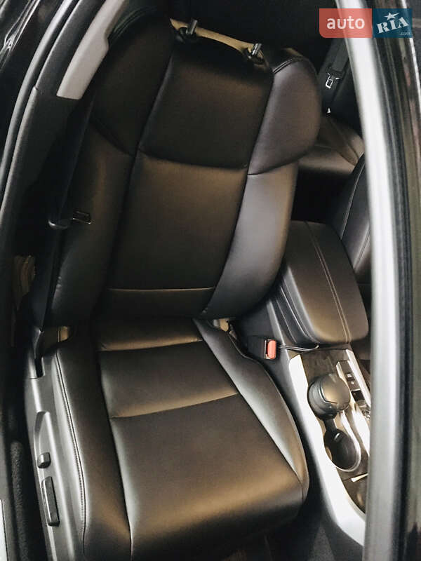 Седан Acura TLX 2018 в Львове