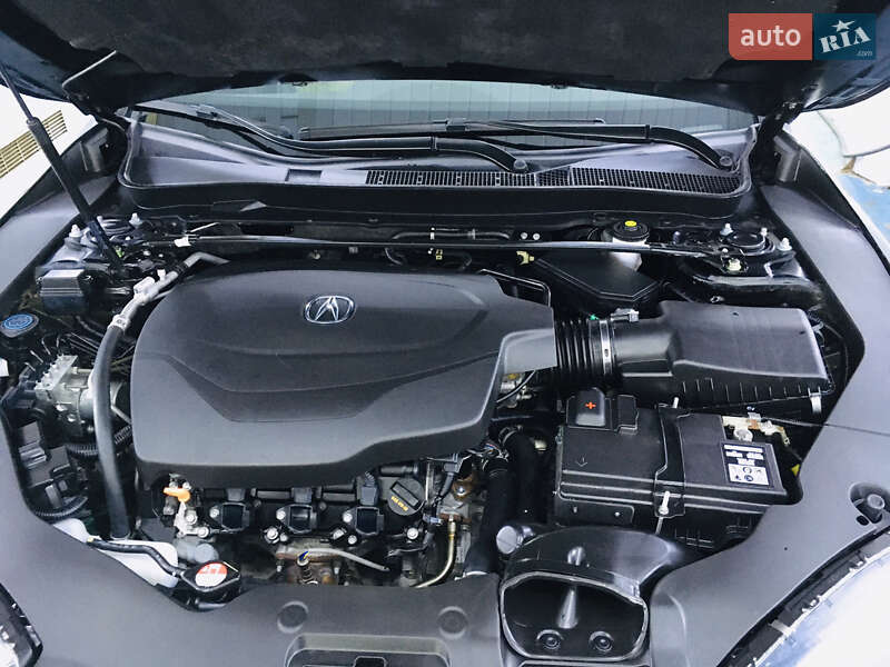 Седан Acura TLX 2018 в Львове