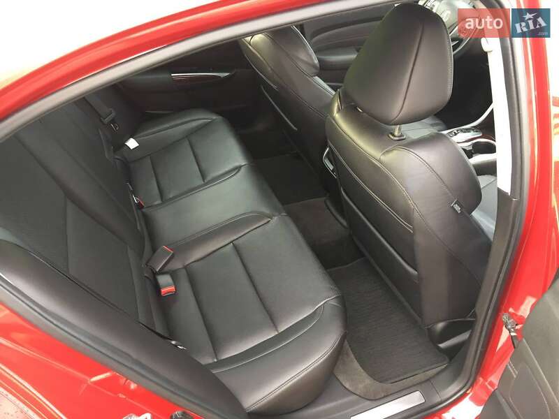 Седан Acura TLX 2016 в Киеве