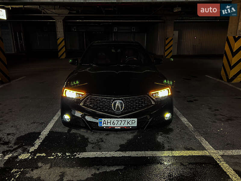 Acura TLX 2018