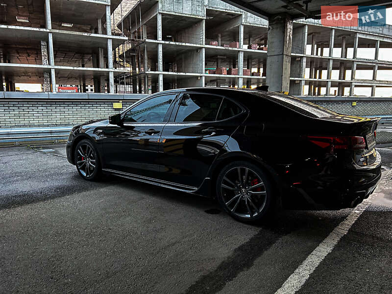 Седан Acura TLX 2018 в Днепре