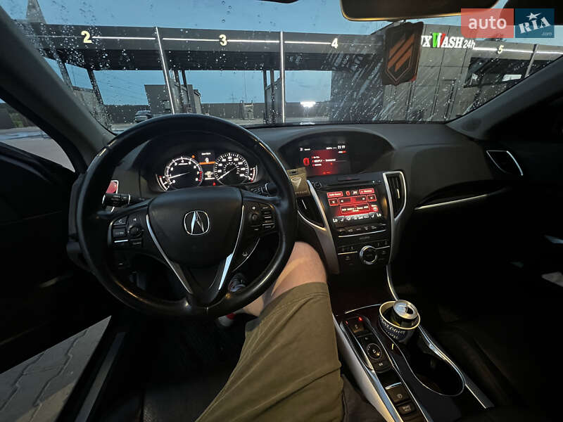Седан Acura TLX 2015 в Києві