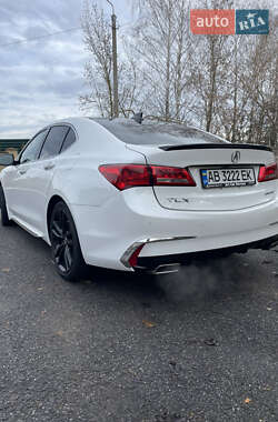 Седан Acura TLX 2018 в Киеве