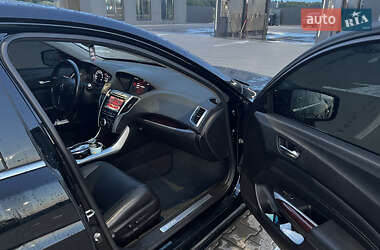Седан Acura TLX 2015 в 