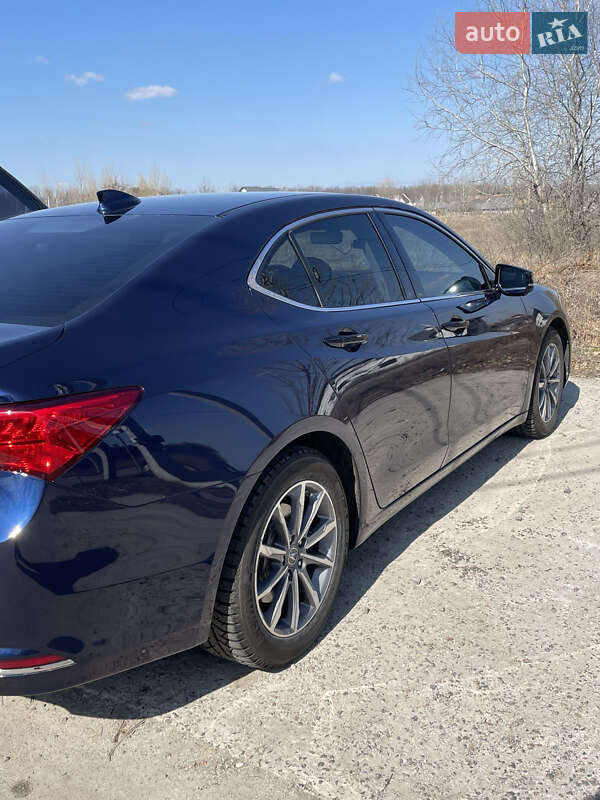 Седан Acura TLX 2017 в Киеве